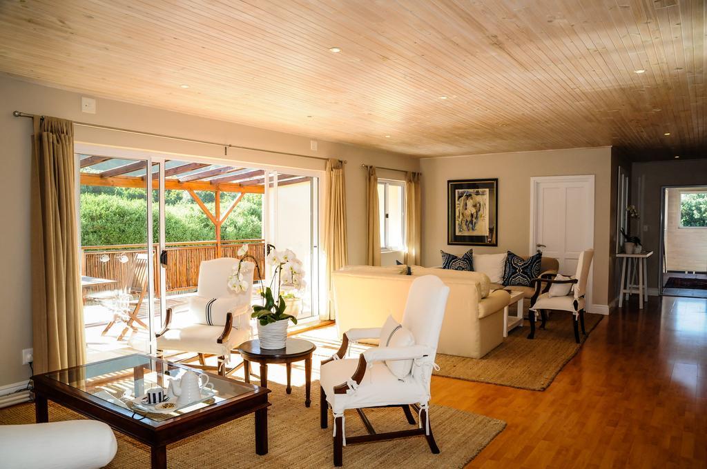 Singing Kettle Beach Lodge Keurboomstrand Esterno foto